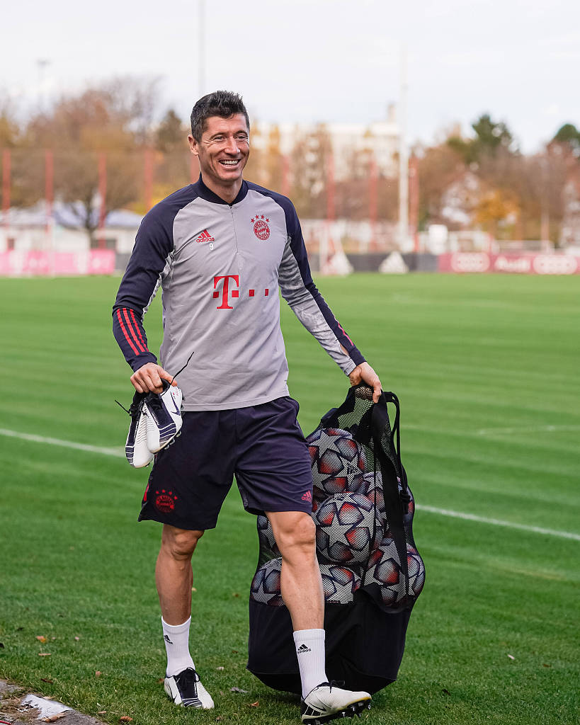 卡内达：弗兰克是很职业的球员，留下了宝贵的财富