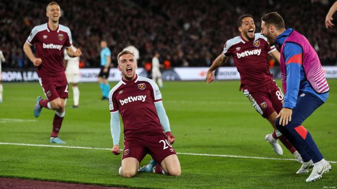 队记：鹈鹕不会草率地接受锡安报价，交易或要等到明年休赛期