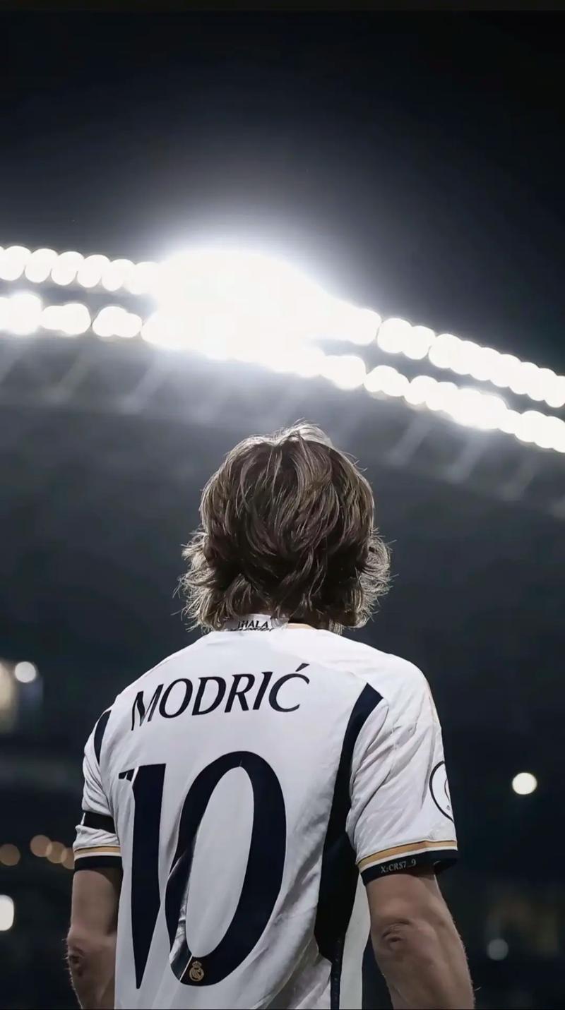 媒体人：玉昆接近签约前浙江队主帅乔迪，还相中一名巴西前腰