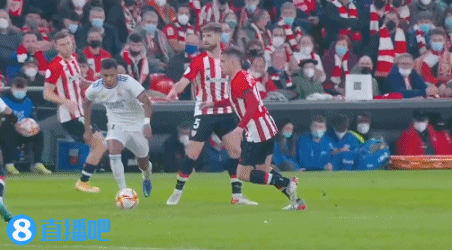 记者：兰克尔-泽擅空手套白狼，找朴志洙要落场球衣而不是换